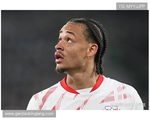 马特劳：西蒙斯热刺体检已完成 切尔西至今未正式介入