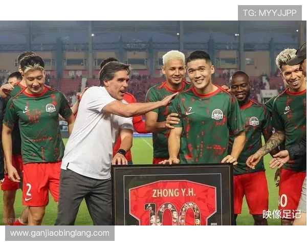 钟义浩:重视团队协作目标明确 联赛全力以赴足协杯再做规划 钟义浩:重视团队协作目标明确 联赛全力以赴足协杯再做规划