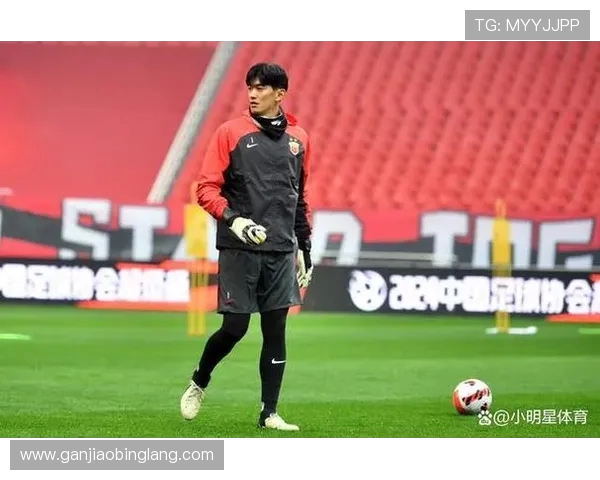 颜骏凌：武磊在队中鼓励大家关注申花和成都比赛结果