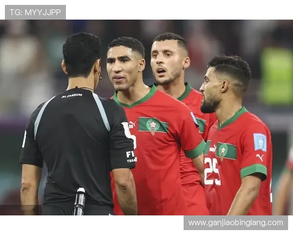 摩洛哥主帅确认阿什拉夫将随队出征非洲杯 并有信心迅速康复